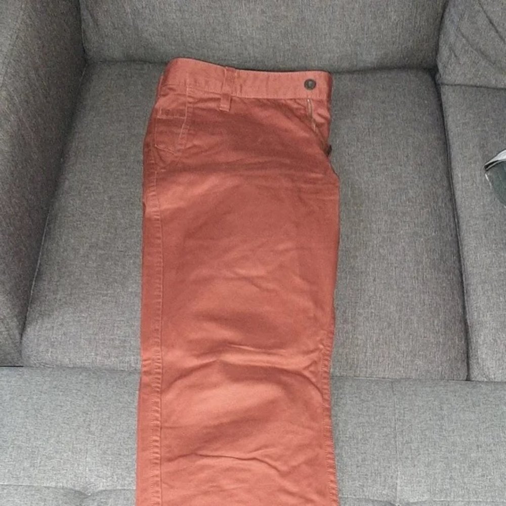 Dockers Alpha Slim Copper Chino - Size 31 / 32